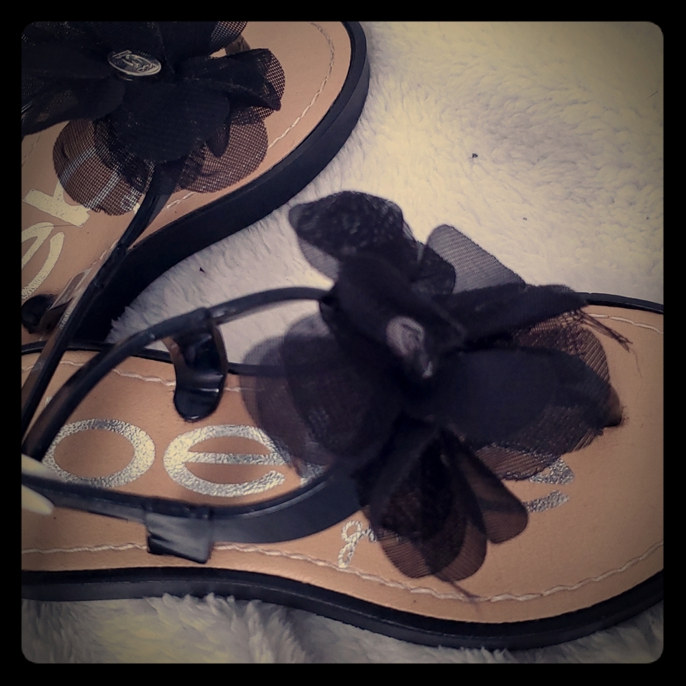 Bebe sandals
